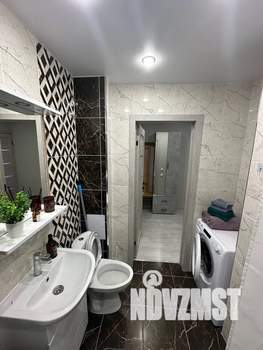 2-к квартира, посуточно, 40м2, 13/20 этаж
