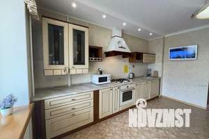 2-к квартира, посуточно, 73м2, 4/9 этаж