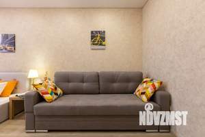 1-к квартира, посуточно, 40м2, 22/25 этаж