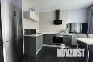 1-к квартира, посуточно, 40м2, 10/25 этаж