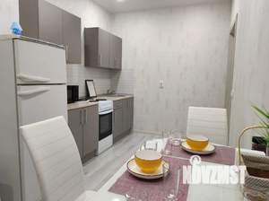 1-к квартира, посуточно, 40м2, 18/25 этаж