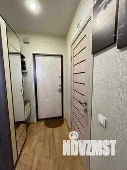 1-к квартира, посуточно, 35м2, 9/16 этаж