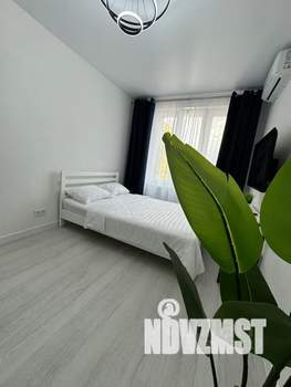 1-к квартира, посуточно, 33м2, 23/25 этаж