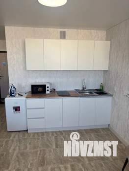 Студия квартира, посуточно, 30м2, 10/11 этаж