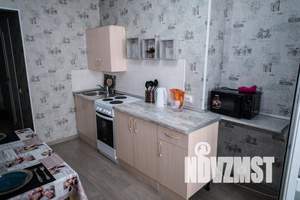 1-к квартира, посуточно, 39м2, 4/20 этаж