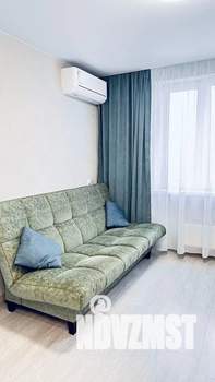 2-к квартира, посуточно, 40м2, 13/20 этаж
