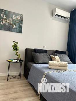 Студия квартира, посуточно, 32м2, 15/25 этаж