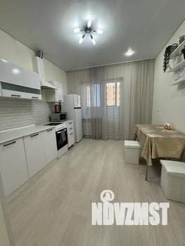 1-к квартира, посуточно, 45м2, 17/25 этаж