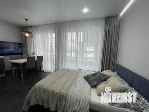 Студия квартира, посуточно, 40м2, 10/25 этаж