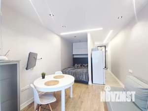 Студия квартира, посуточно, 28м2, 19/25 этаж