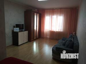 1-к квартира, посуточно, 48м2, 7/10 этаж