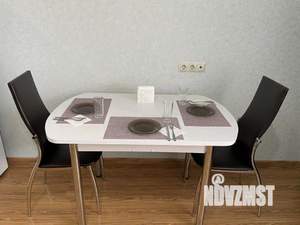 1-к квартира, посуточно, 43м2, 1/1 этаж