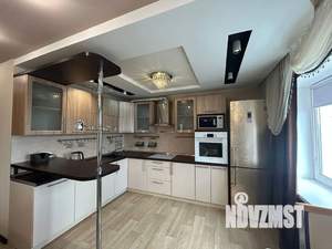 1-к квартира, посуточно, 60м2, 5/18 этаж