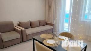 Студия квартира, посуточно, 32м2, 3/12 этаж