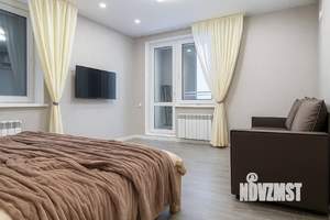 1-к квартира, посуточно, 38м2, 3/28 этаж
