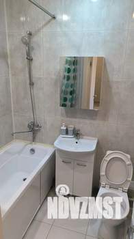 1-к квартира, посуточно, 35м2, 7/18 этаж