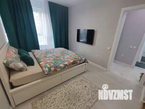 1-к квартира, посуточно, 33м2, 13/25 этаж