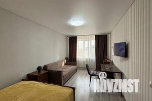 1-к квартира, посуточно, 38м2, 4/10 этаж