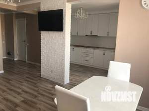 1-к квартира, посуточно, 38м2, 13/24 этаж