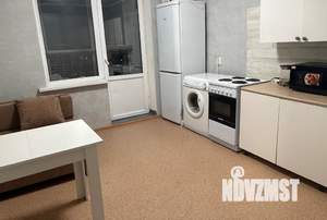 1-к квартира, посуточно, 42м2, 14/16 этаж