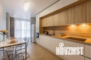 1-к квартира, посуточно, 40м2, 23/25 этаж