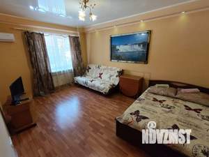 2-к квартира, посуточно, 63м2, 1/1 этаж