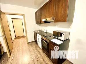 Студия квартира, посуточно, 30м2, 18/27 этаж