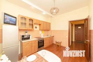 1-к квартира, посуточно, 40м2, 6/10 этаж