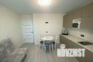 1-к квартира, посуточно, 43м2, 21/28 этаж