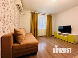 1-к квартира, посуточно, 41м2, 4/13 этаж