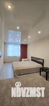 1-к квартира, посуточно, 35м2, 4/9 этаж