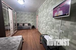 1-к квартира, посуточно, 35м2, 13/24 этаж