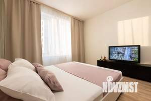 1-к квартира, посуточно, 45м2, 7/18 этаж