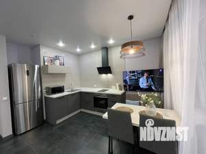 Студия квартира, посуточно, 40м2, 10/25 этаж