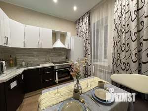 1-к квартира, посуточно, 40м2, 1/25 этаж