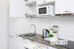 Студия квартира, посуточно, 28м2, 6/25 этаж