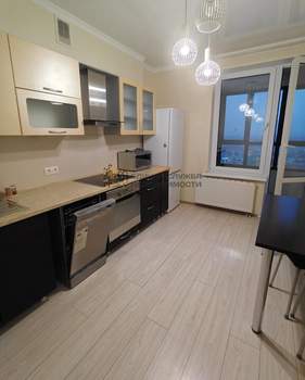 1-к квартира, на длительный срок, 38м2, 18/18 этаж