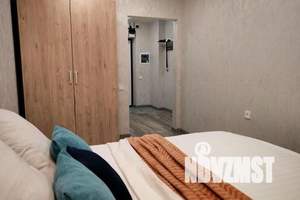 2-к квартира, посуточно, 40м2, 10/25 этаж
