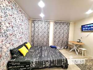 Студия квартира, посуточно, 35м2, 1/9 этаж