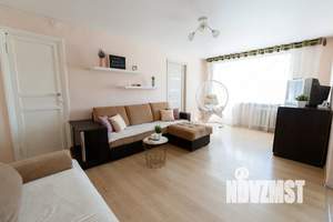 2-к квартира, посуточно, 50м2, 4/5 этаж