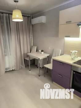 Студия квартира, посуточно, 36м2, 3/16 этаж