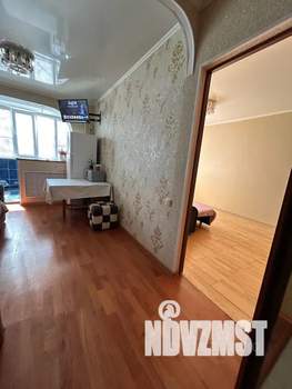 1-к квартира, посуточно, 38м2, 1/9 этаж