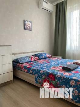 2-к квартира, посуточно, 60м2, 18/25 этаж
