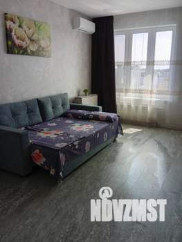 1-к квартира, посуточно, 32м2, 8/10 этаж