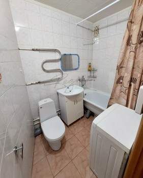 3-к квартира, на длительный срок, 60м2, 1/5 этаж