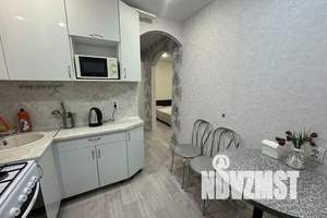 1-к квартира, посуточно, 35м2, 1/5 этаж