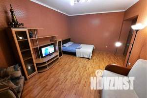 1-к квартира, посуточно, 37м2, 3/9 этаж