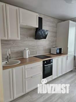 1-к квартира, посуточно, 38м2, 16/16 этаж