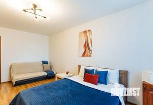 1-к квартира, посуточно, 43м2, 8/18 этаж