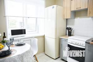 2-к квартира, посуточно, 42м2, 5/6 этаж